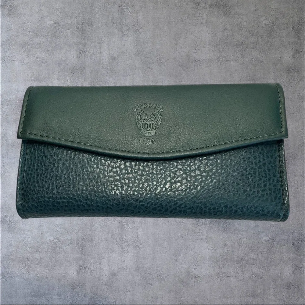 Capezio vintage wallet